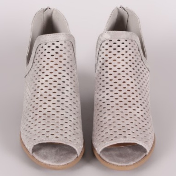 NEW Florence Silver Grey Booties Boots Shoes - Picture 5 of 7